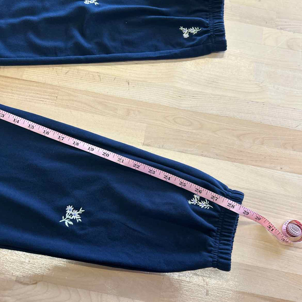 Hippie Rose Juniors' Floral-Embroidered Sweatpants