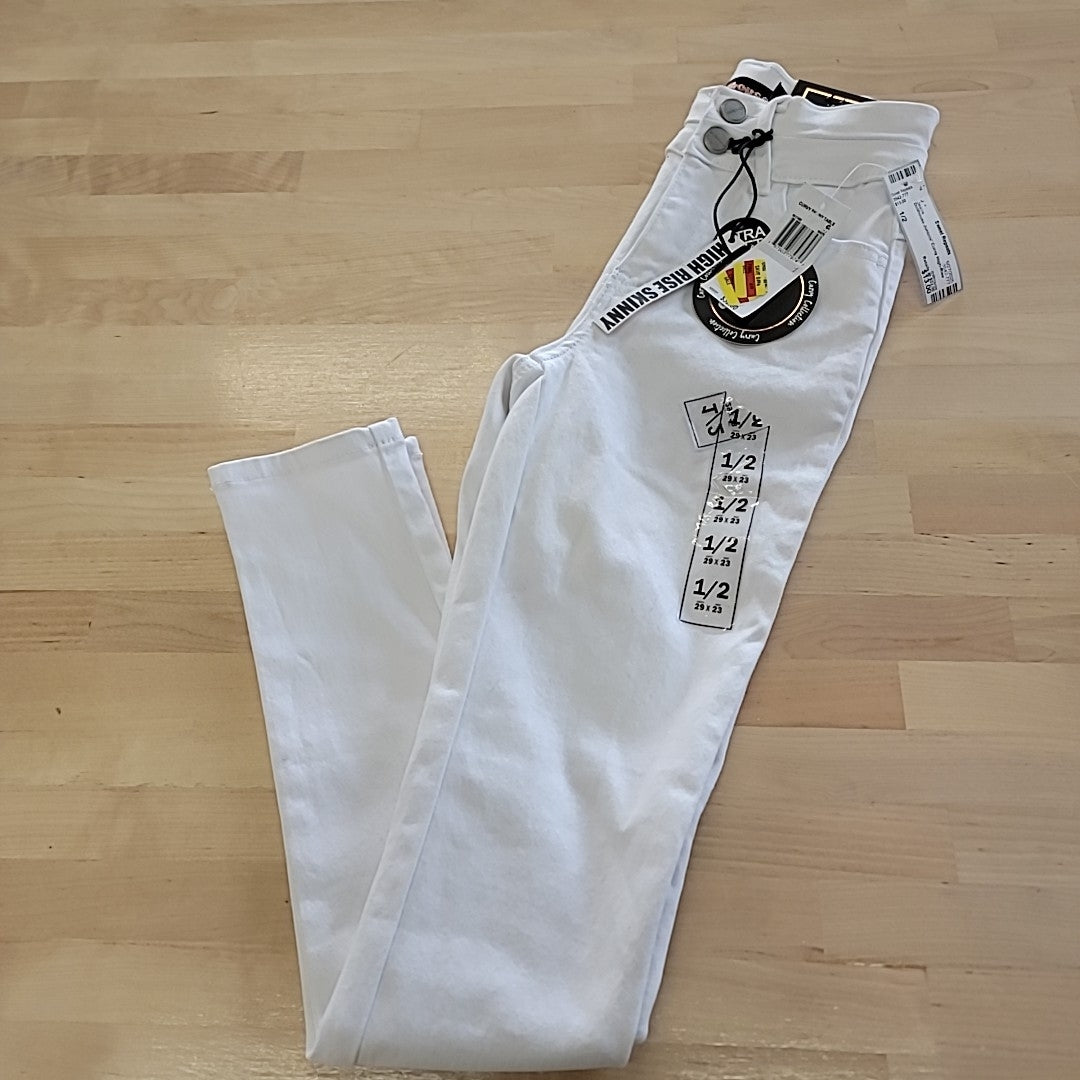dollhouse Size 1/2 White Jeans