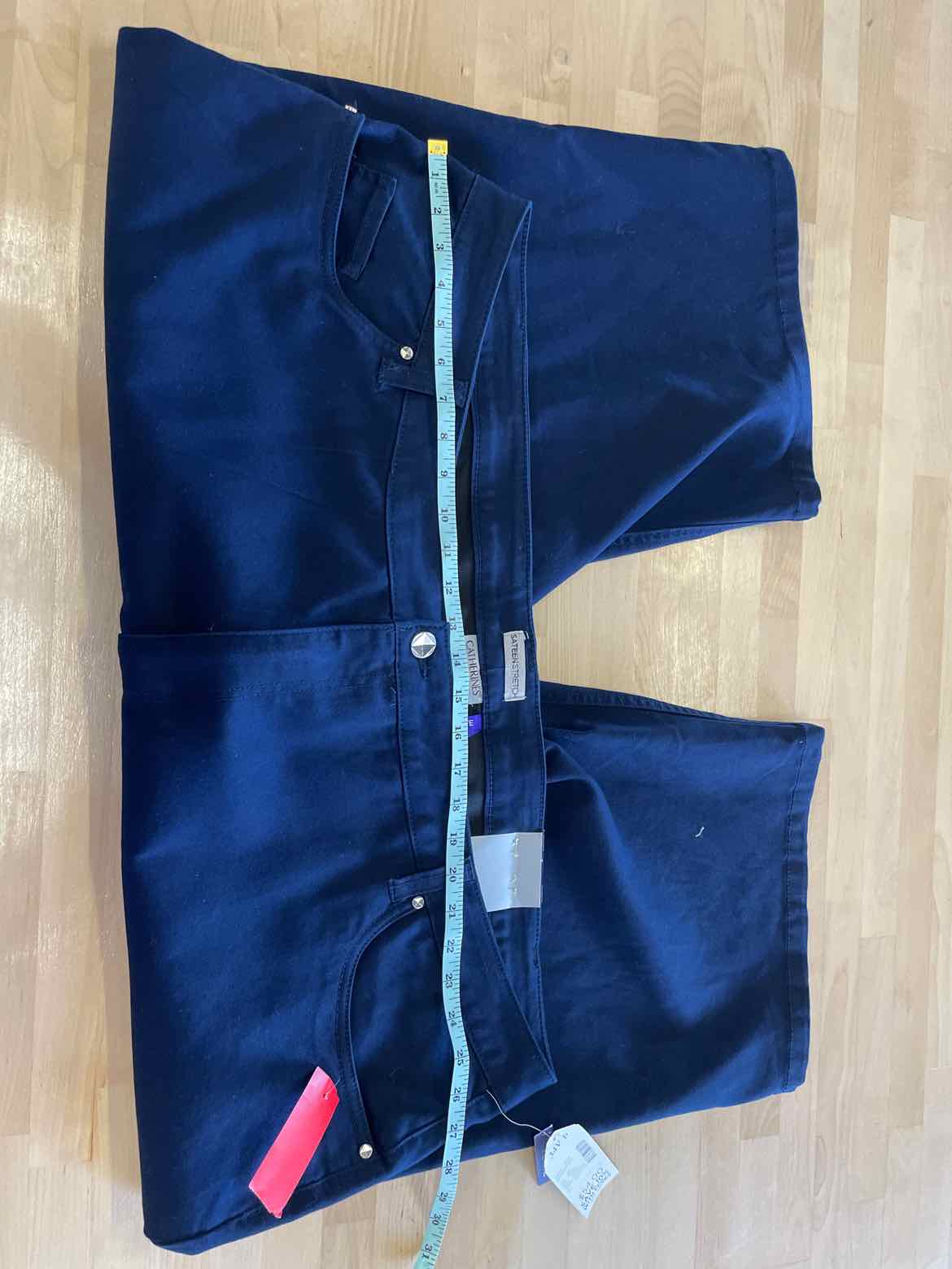 Catherines Size 34W Blue Capris