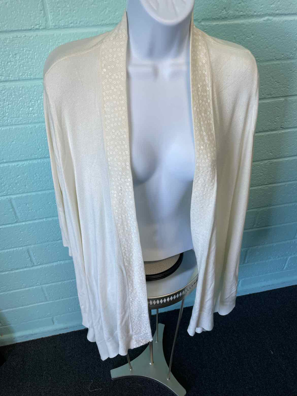 Etoile Size M Beige Sequined Sweater