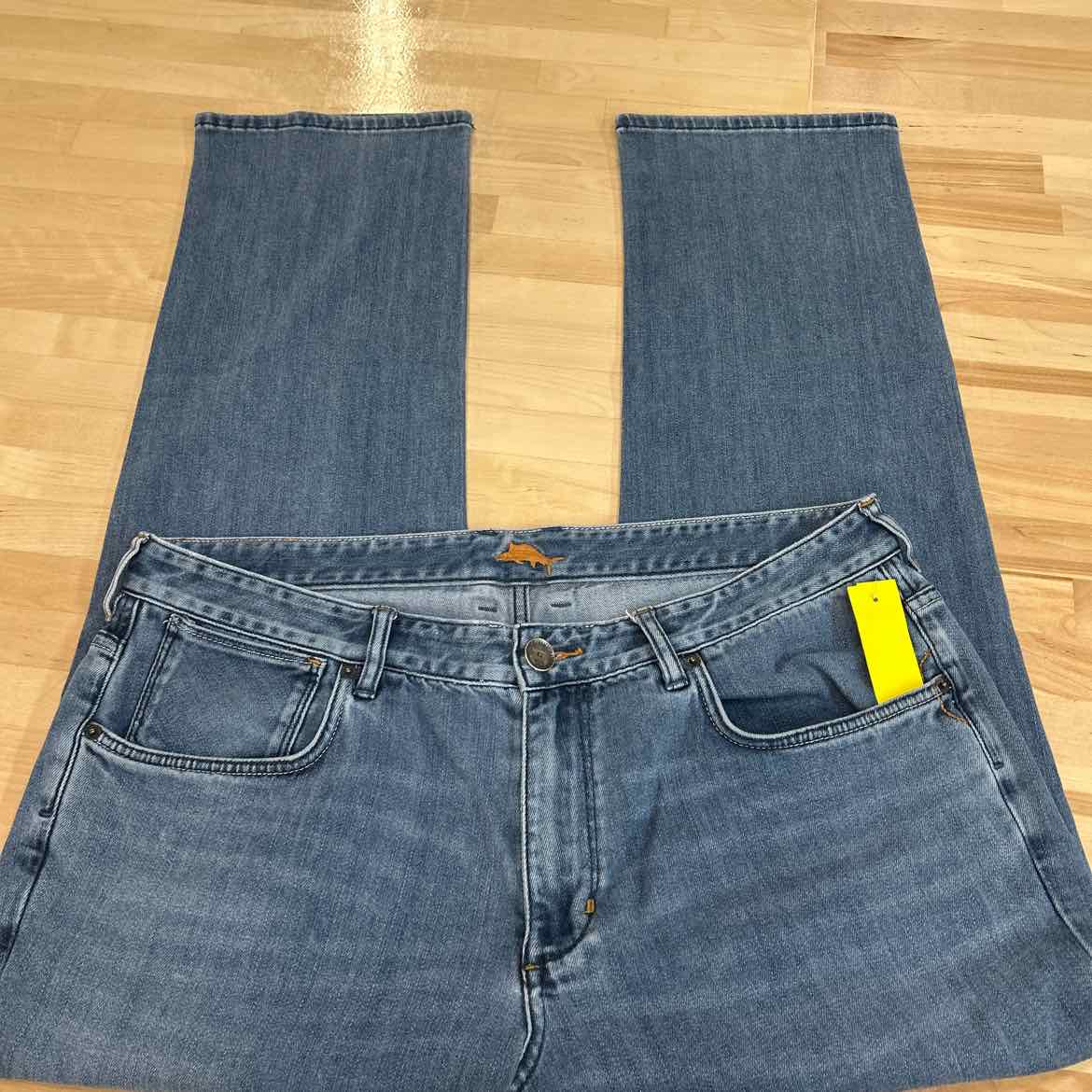 Tommy Bahama Size 38x30 Light Blue MENS Jeans