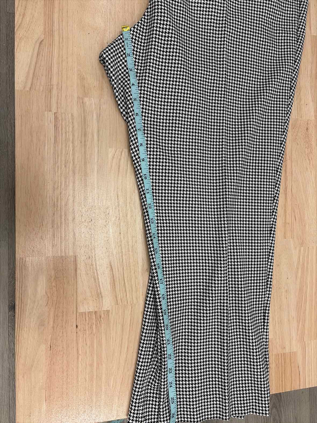 Amanda & Chelsea Size 22W Black White New Pants