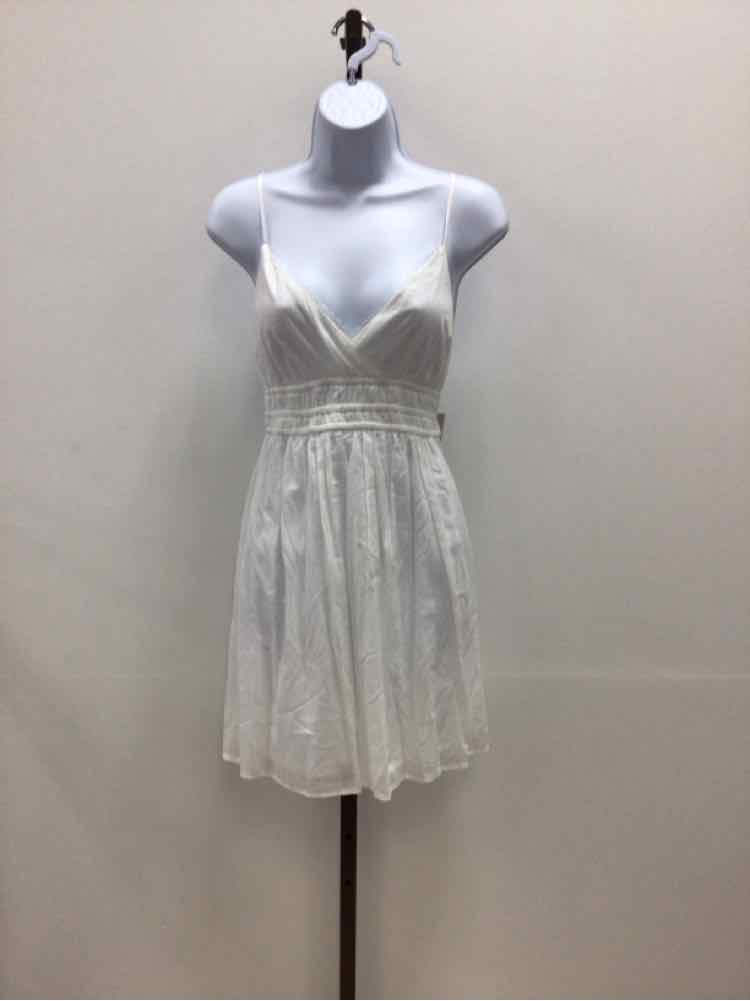 kingston grey Size XL White New Dress