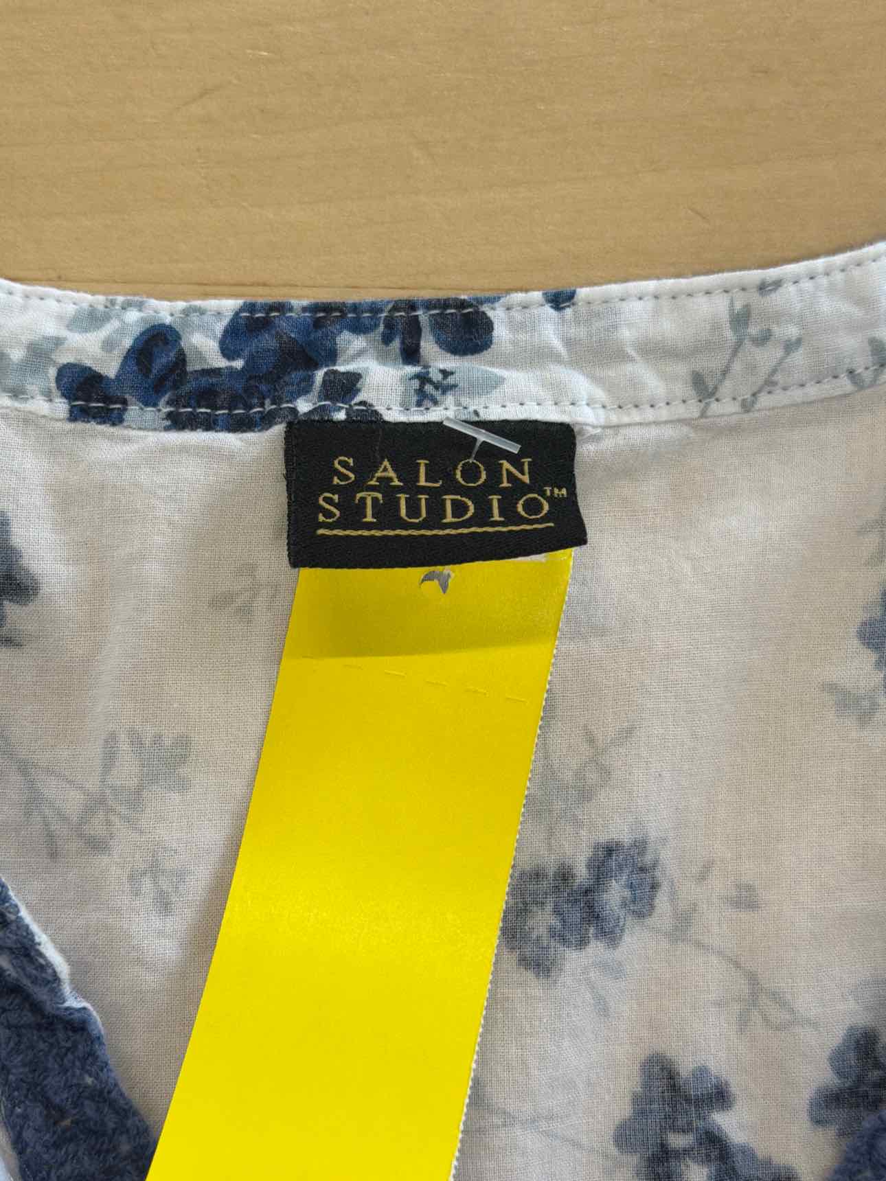 Salon Studio Size XL White Blouse