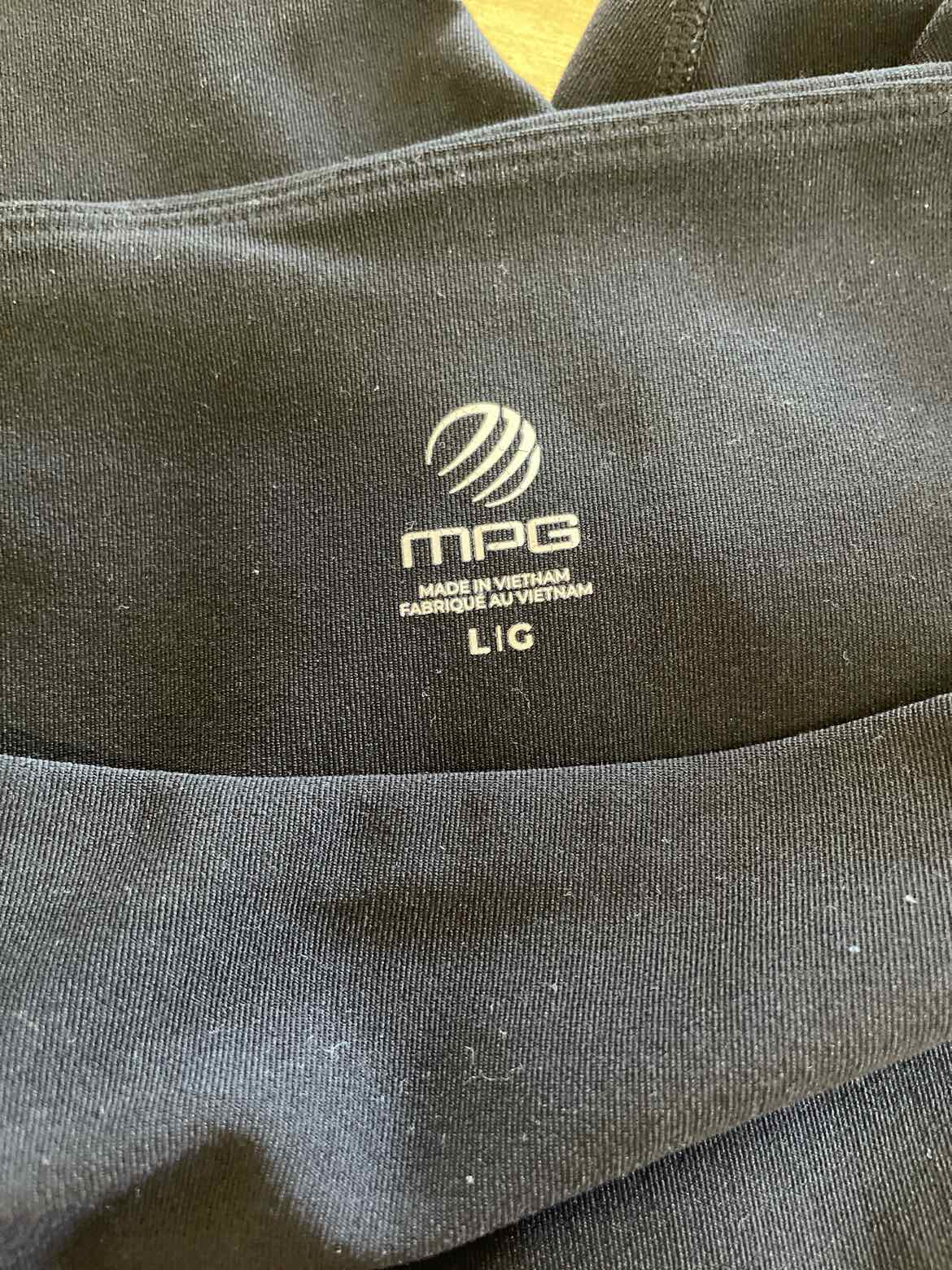 MPG Size L Black Shorts