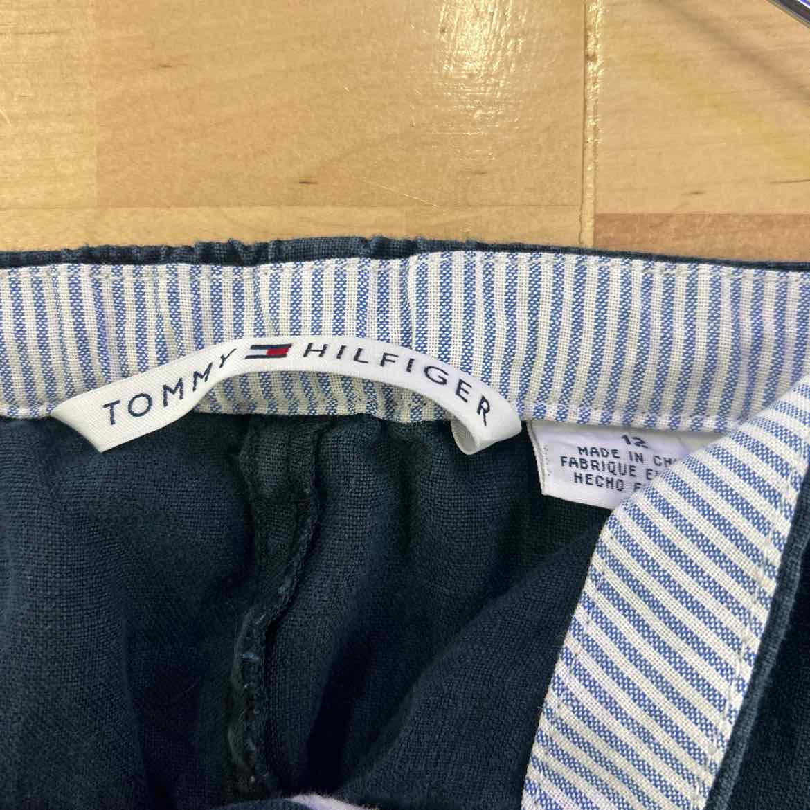 Tommy Hilfiger Size 12 Navy Preloved Skirt