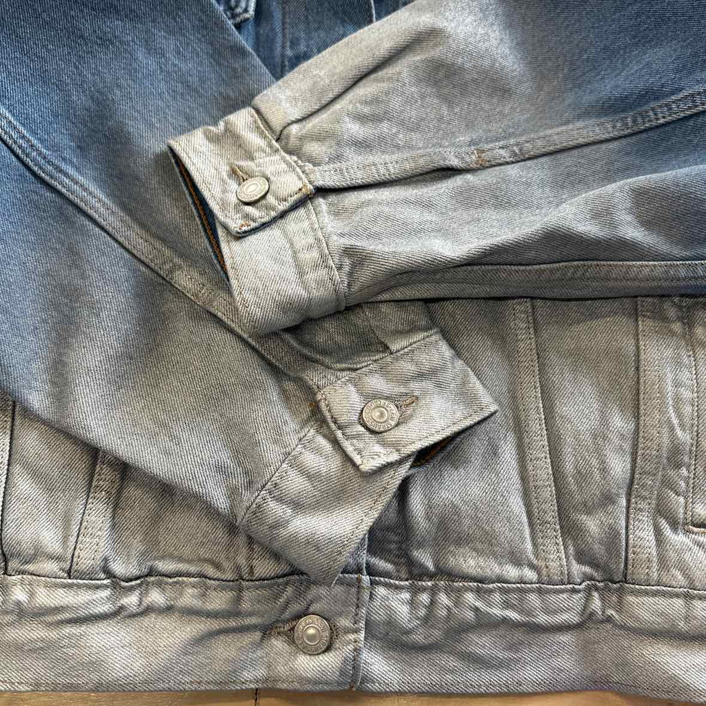 Levi's Size XL blue & silver  90s Cotton Trucker Jacket - My Moment