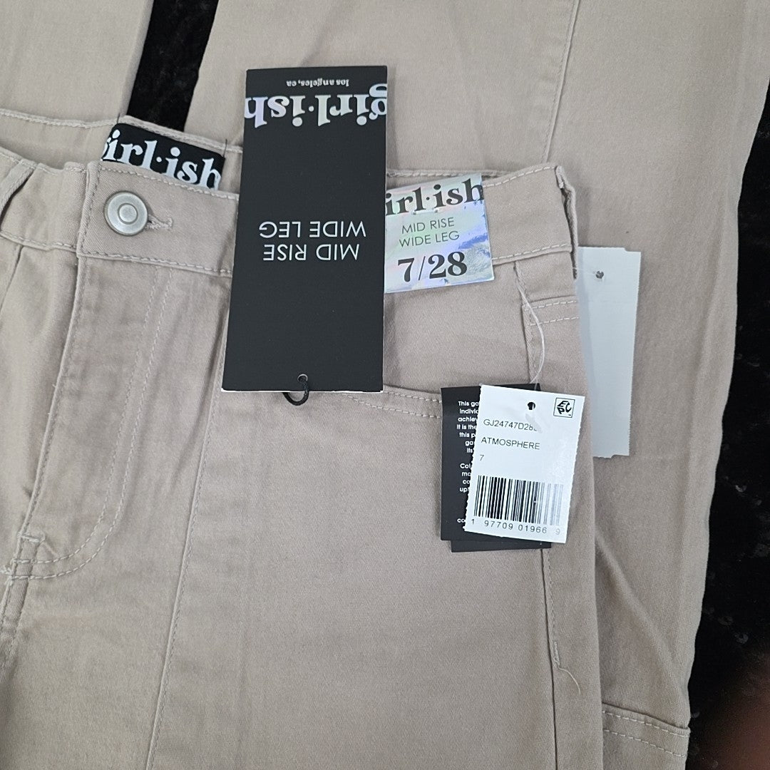 GirlIsh Size 7 / 28 Mid Rise Wide Leg Beige Khaki Cargo Pants NWT