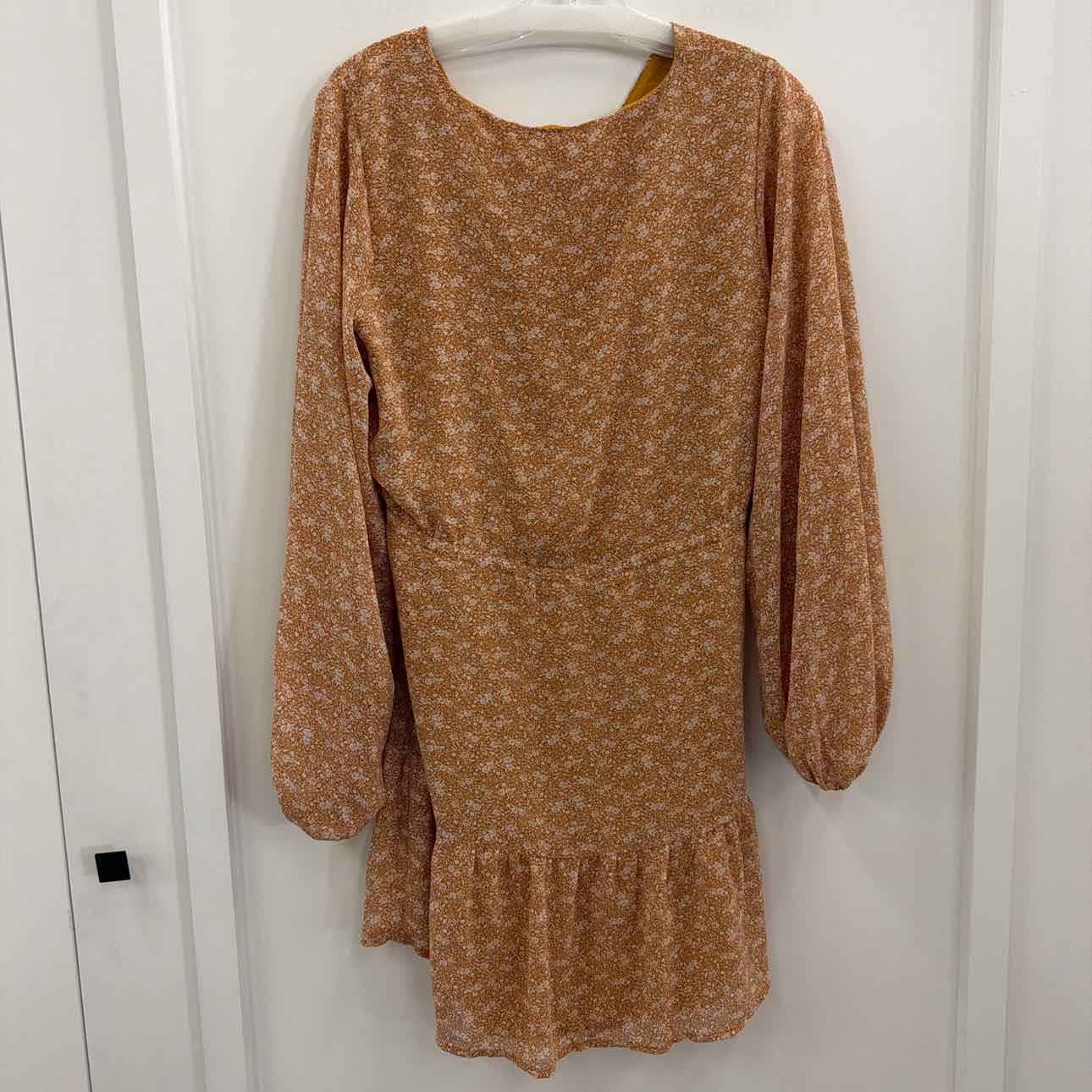 Wishlist. Size S Orange Preloved Dress
