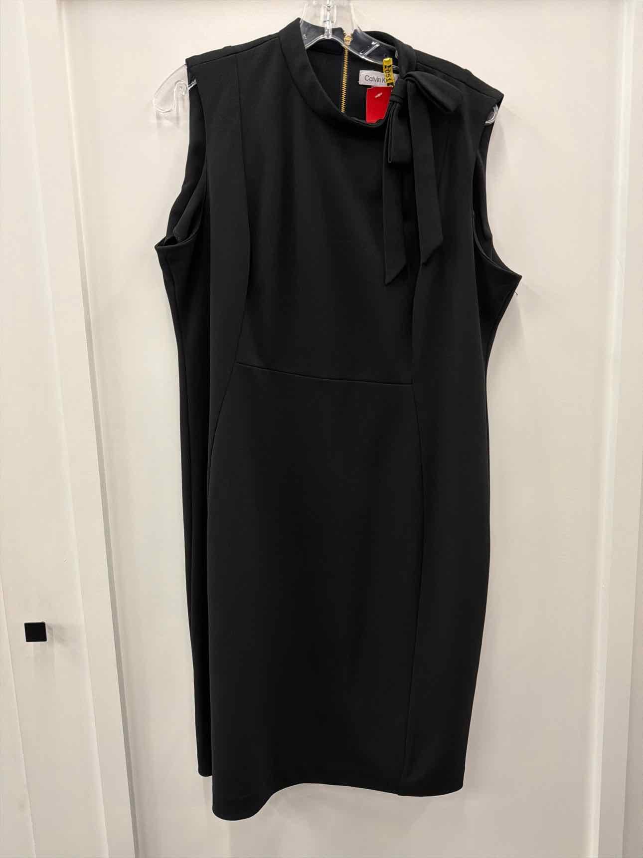 Calvin Klein Size 16 Black Used Dress