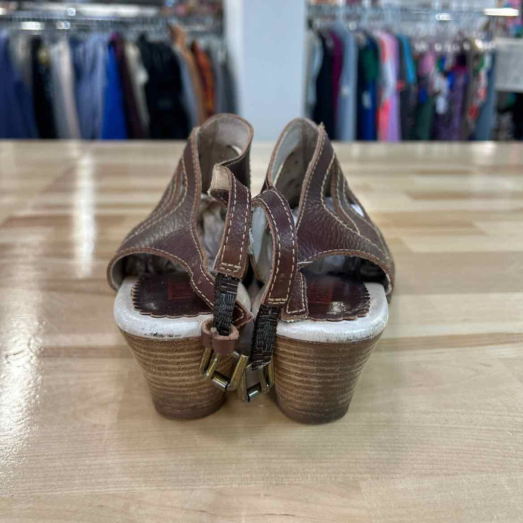Pikolinos Size 10 Brown Preloved Wedges