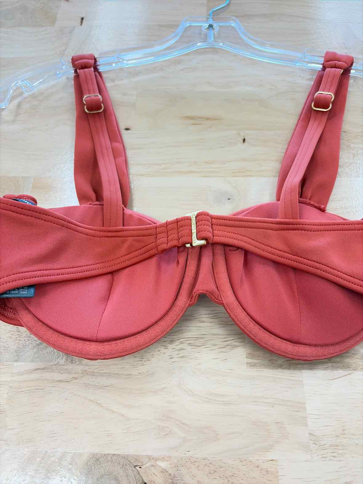 Vince Camuto Size S Underwire Bra Top