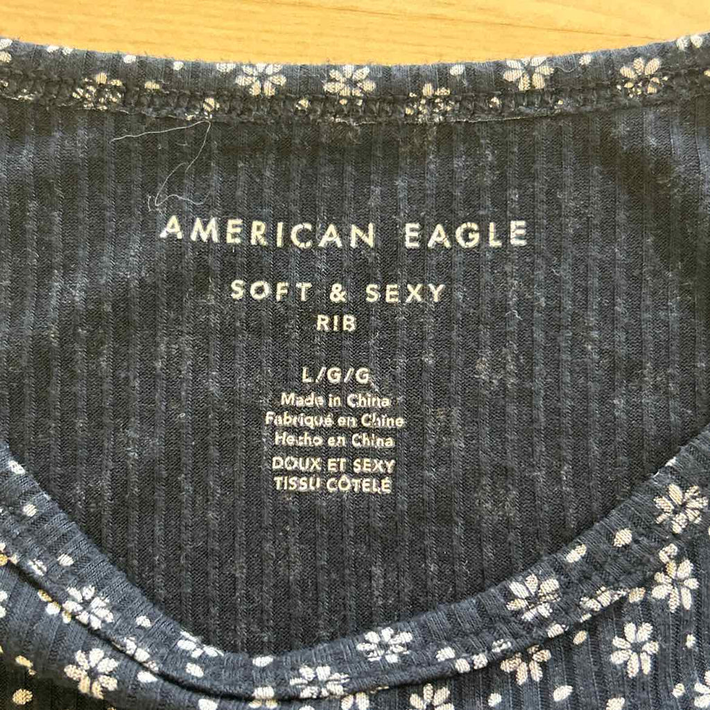 American Eagle Size L Black Preloved Shirt
