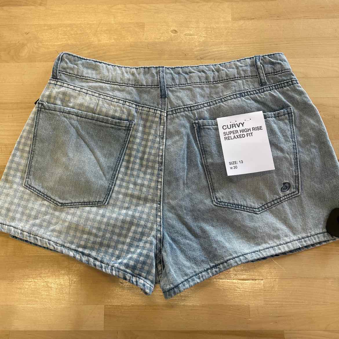 Indigo Rein Women Size 13 Blue Denim New Shorts