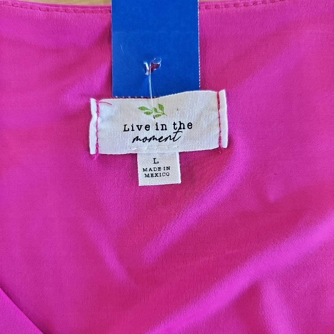 Live in the Moment Size L Pink Crop Top