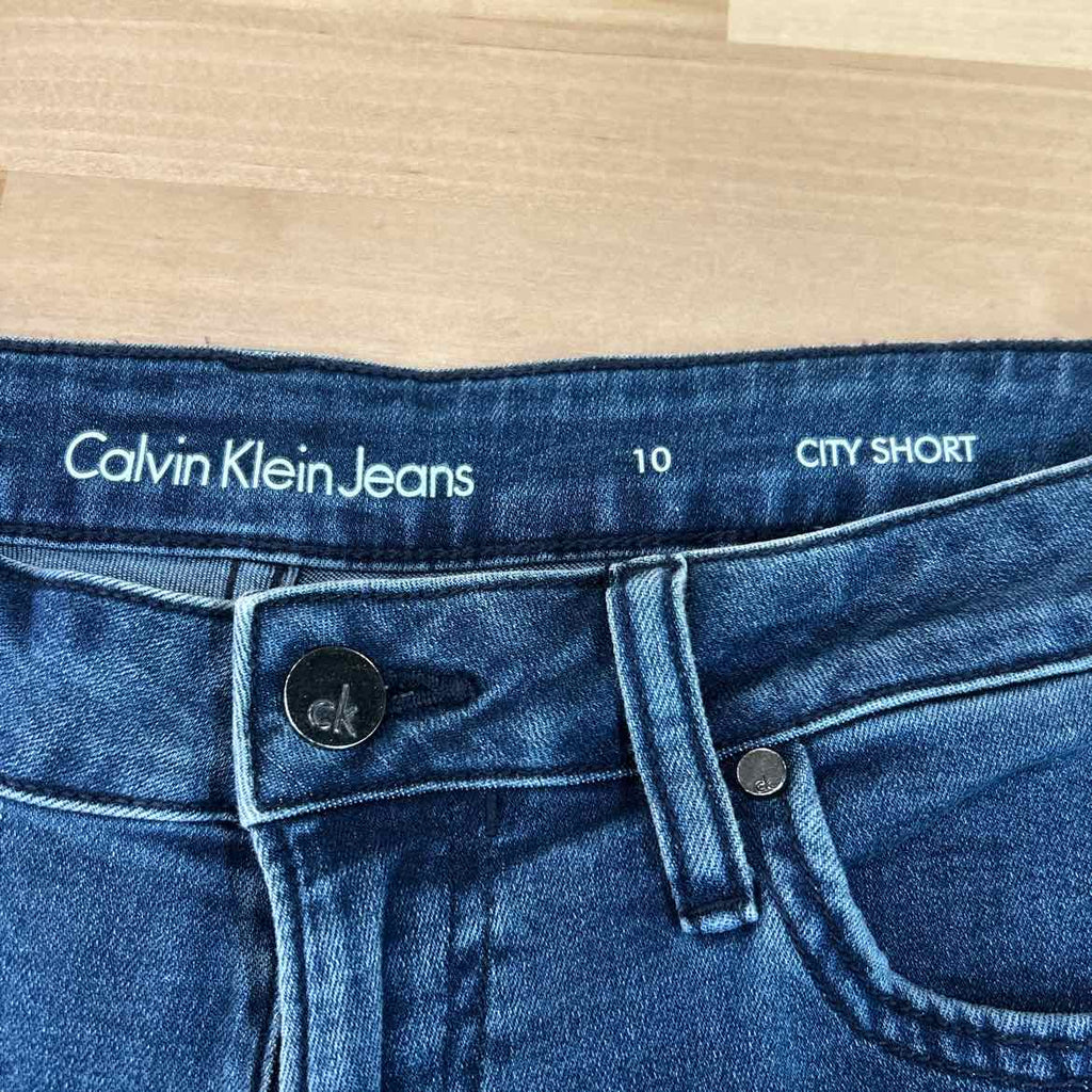 Calvin Klein Jeans Women Size 10 Blue Denim Preloved Shorts