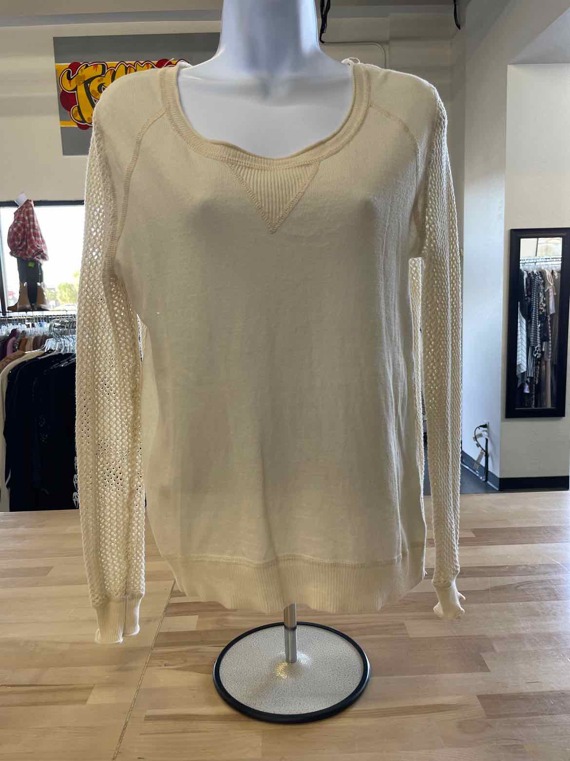 Rock & Republic Size S Cream Knit Top