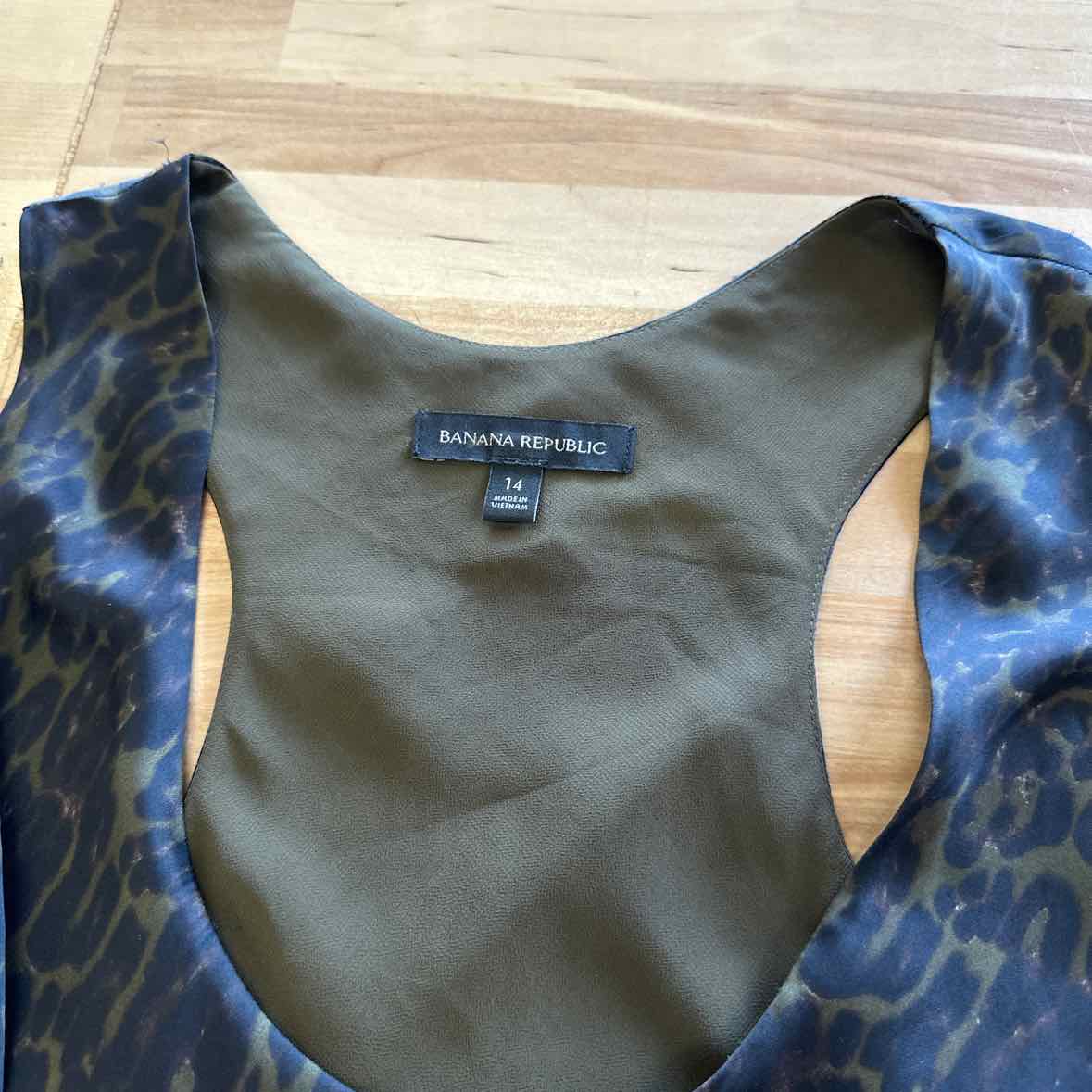 Banana Republic Size 14 Brown Dress