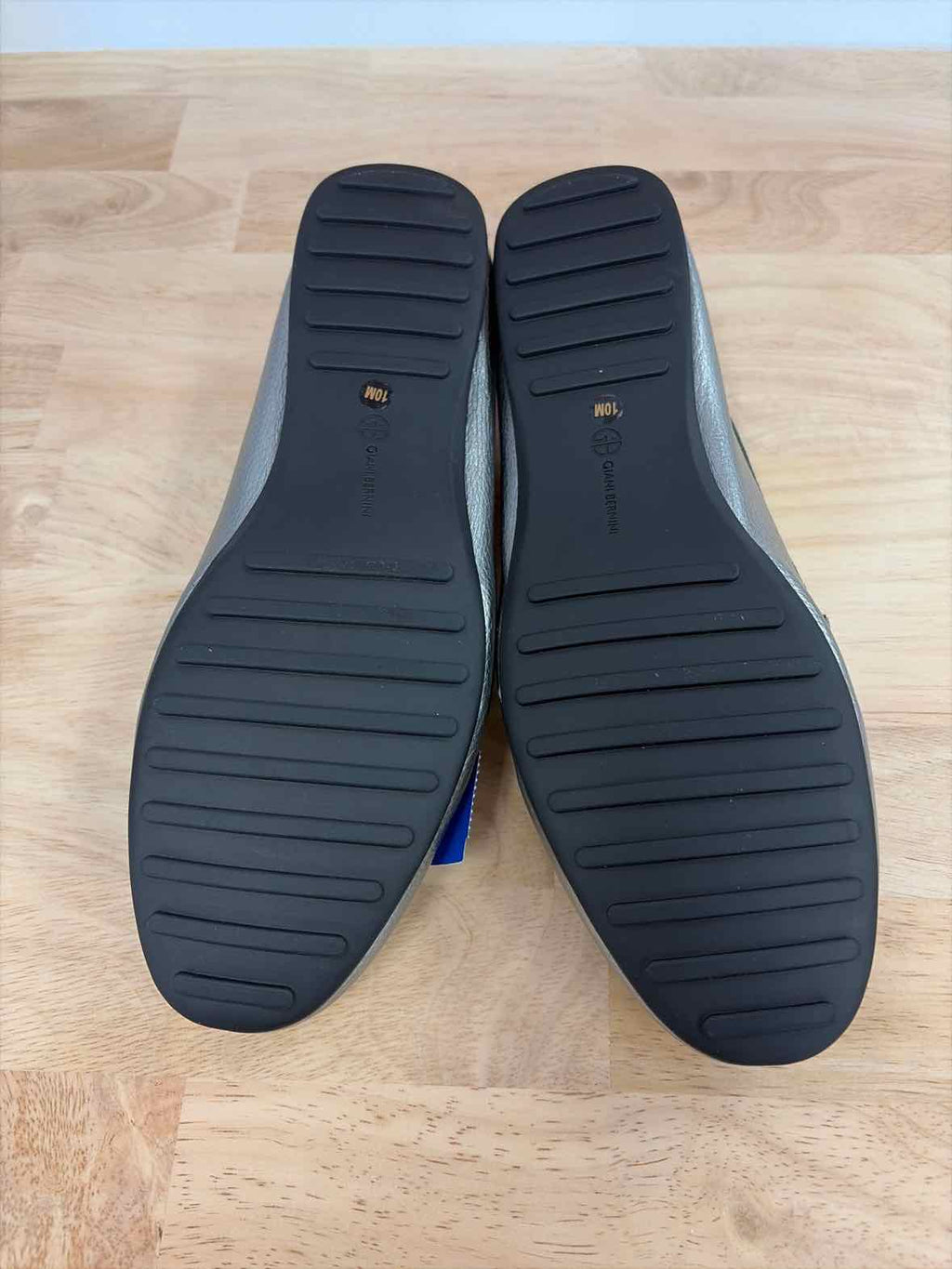 Giani Bernini Size 10 Women's Dailyn Memory Foam Slip on Loafers