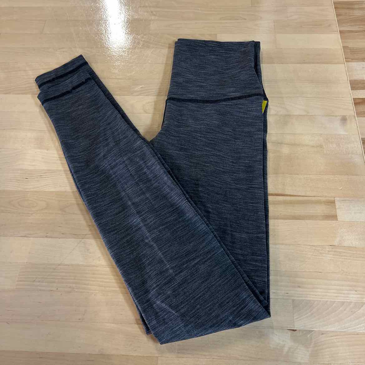 LuluLemon Size 6 Gray Preloved athletic leggings