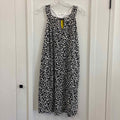 Mesmerize Size L BLACK & WHITE Dress