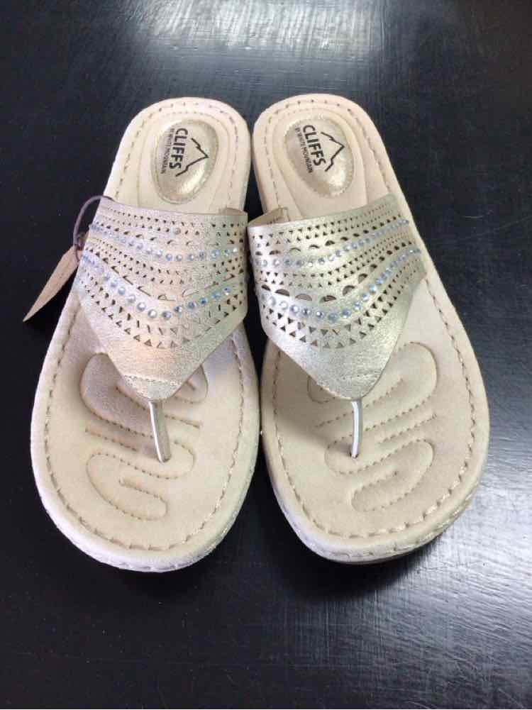 Cliffs Shoe Size 10 W Gold Comate wedge Sandals NWT