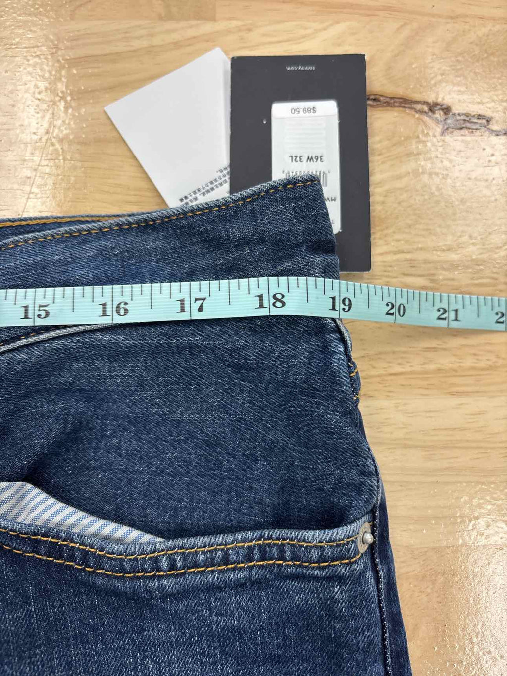 Tommy Hilfiger Size 36x32 Slim-Straight Denton Jeans