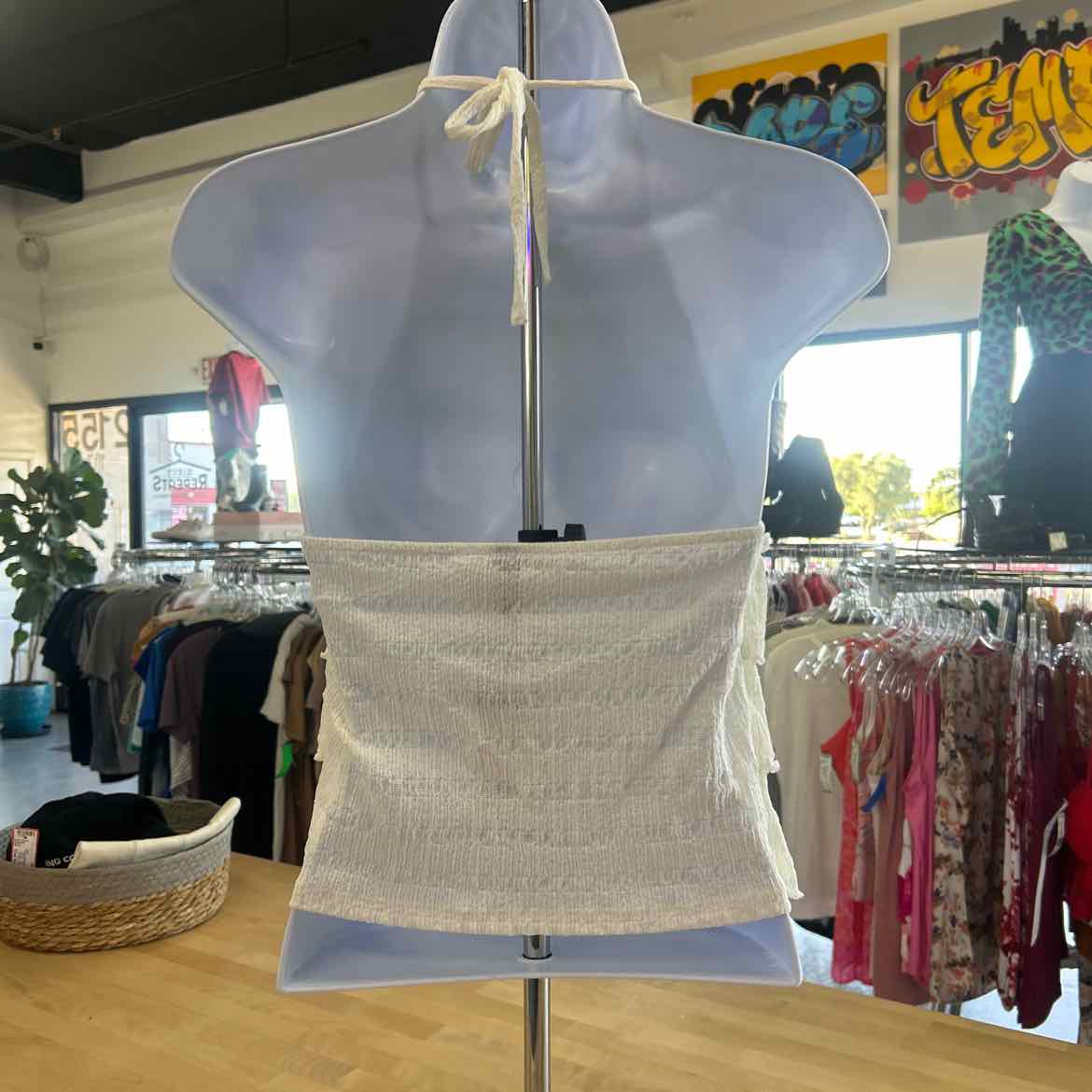 Divided Size S White Preloved Tank