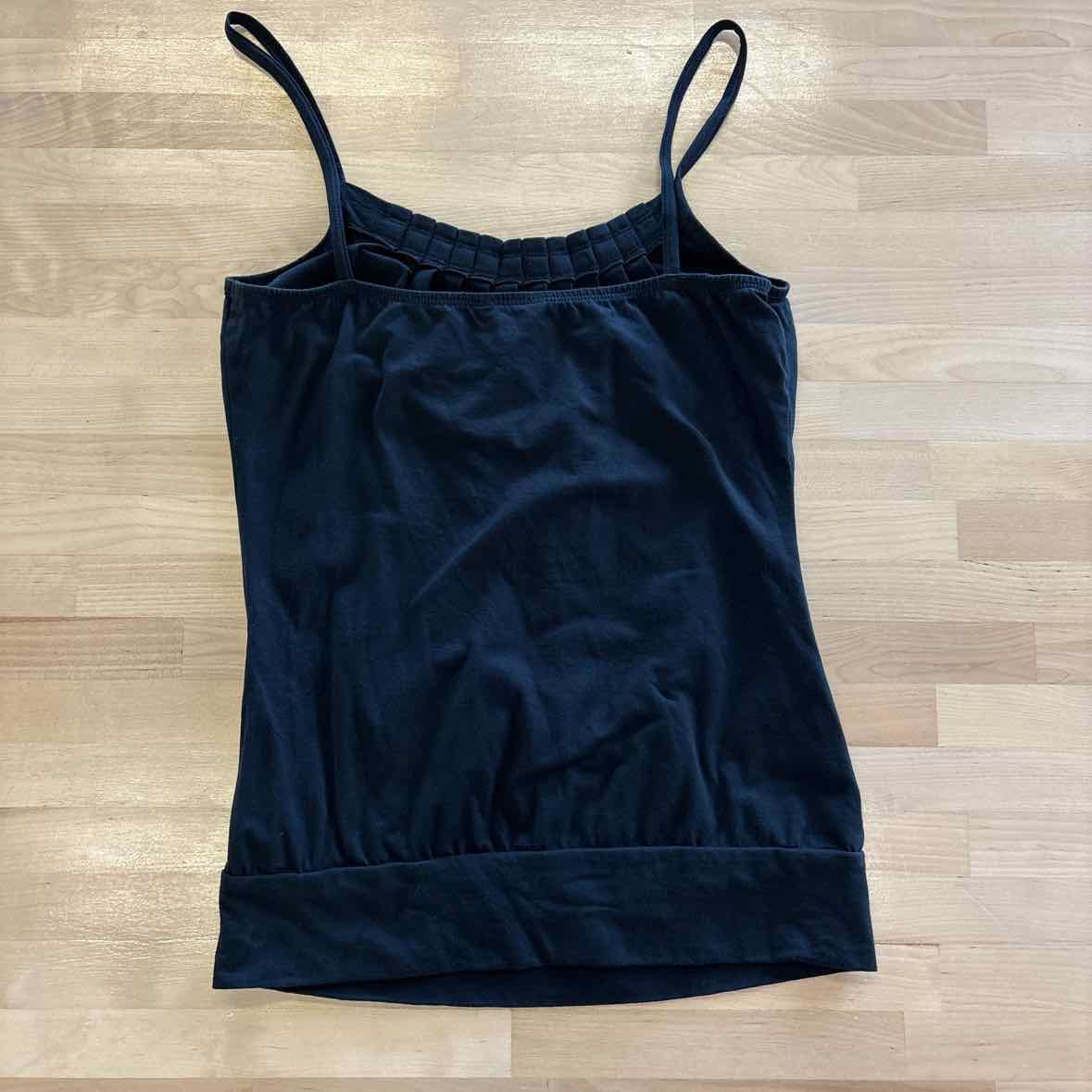 Guess Size S Black Tank