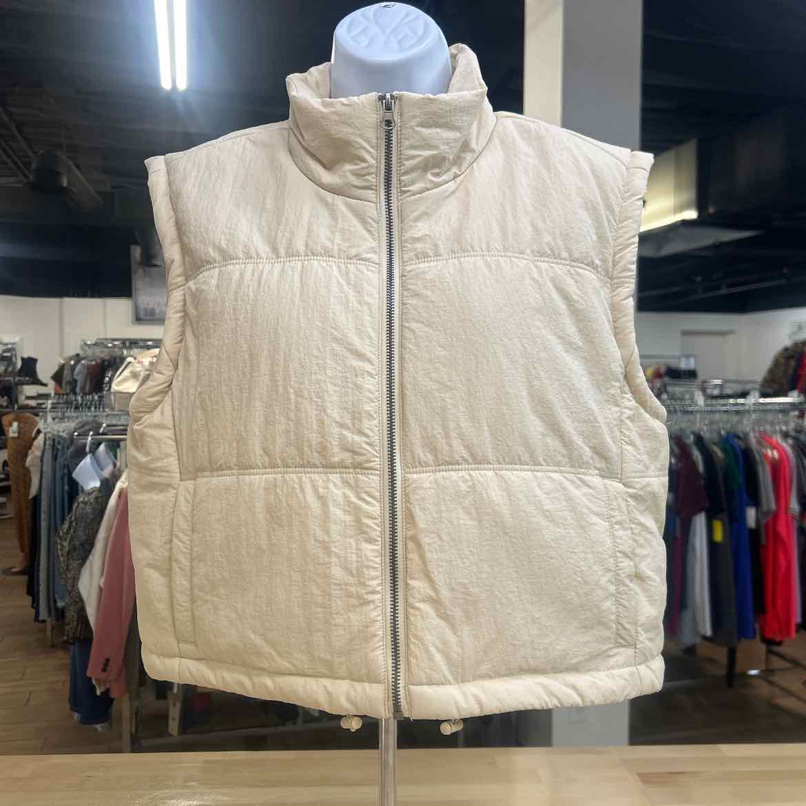 Thread & Supply Size M Tan Preloved Vest