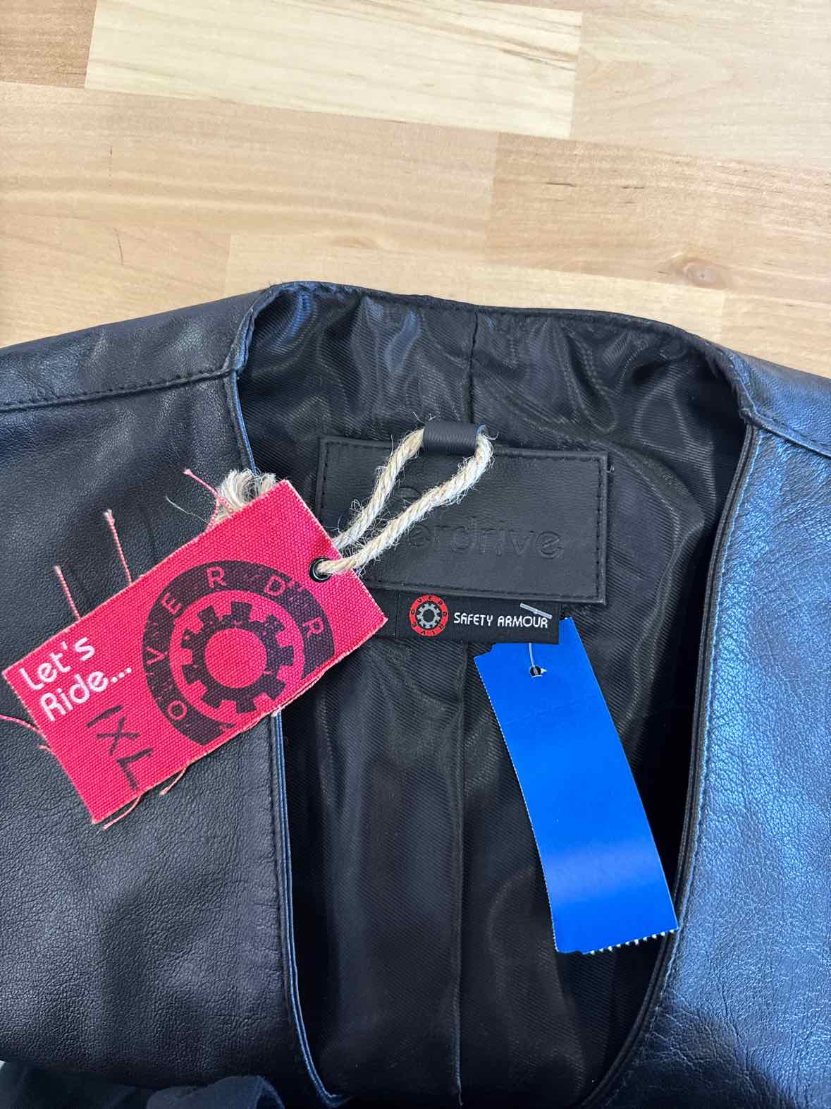 overdrive Size XL Black MENS Vest