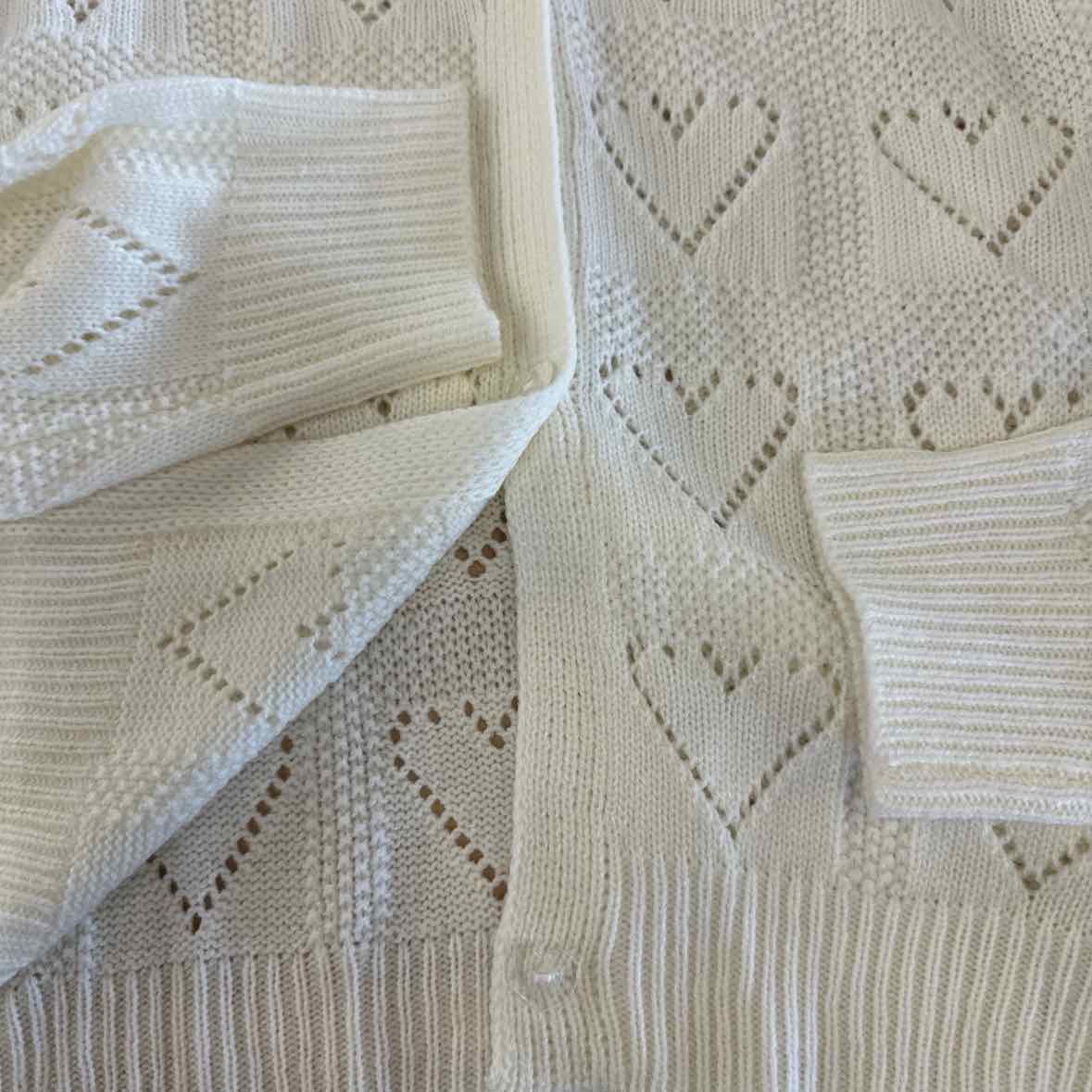 Fame Size XL White Sweater