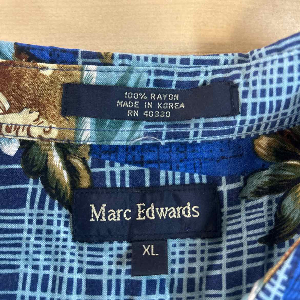 Marc Edwards Size XL Blue Preloved MENS Button Down Shirt