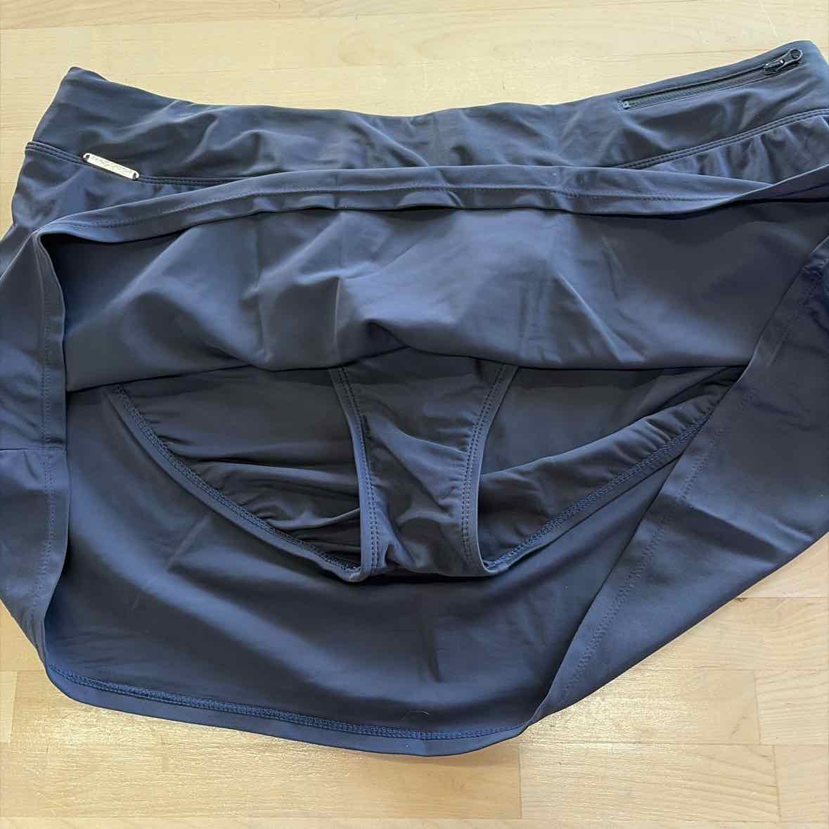 Zero Posur Size 1X Gray Preloved Athletic Skort