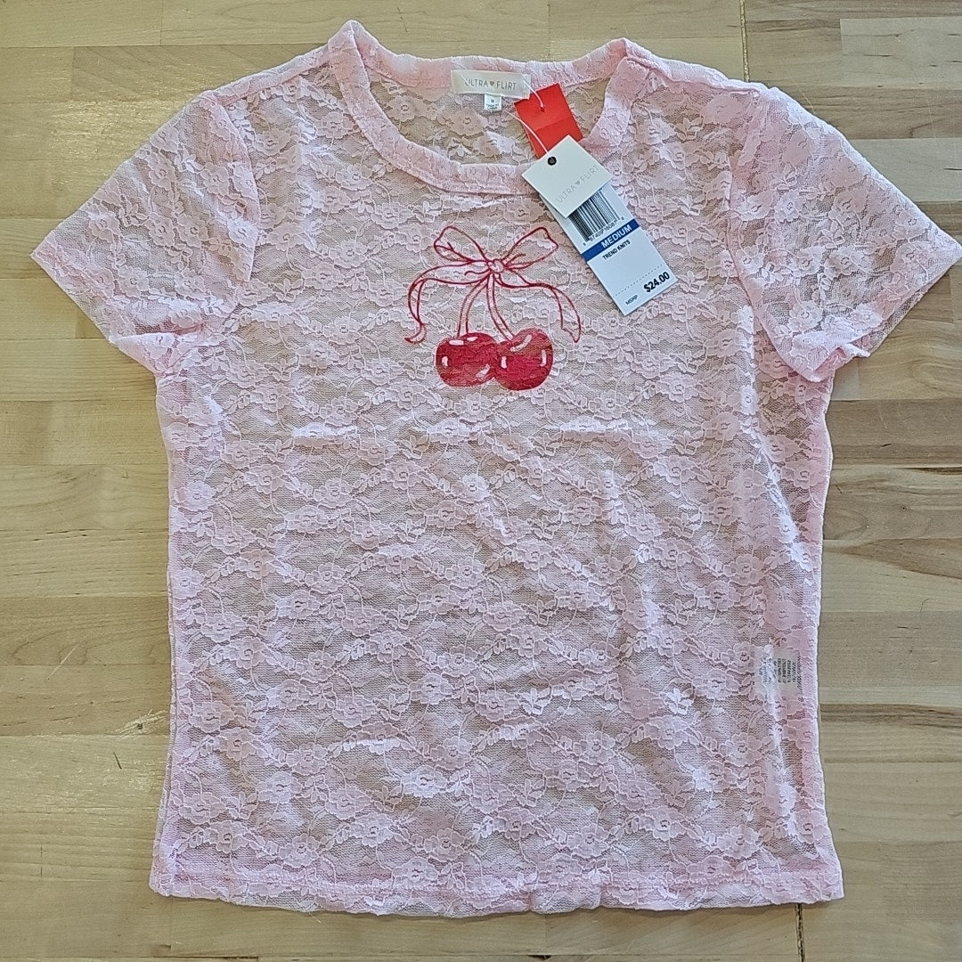 Ultra Flirt Juniors' Graphic Lace Tee - Ballet Slipper