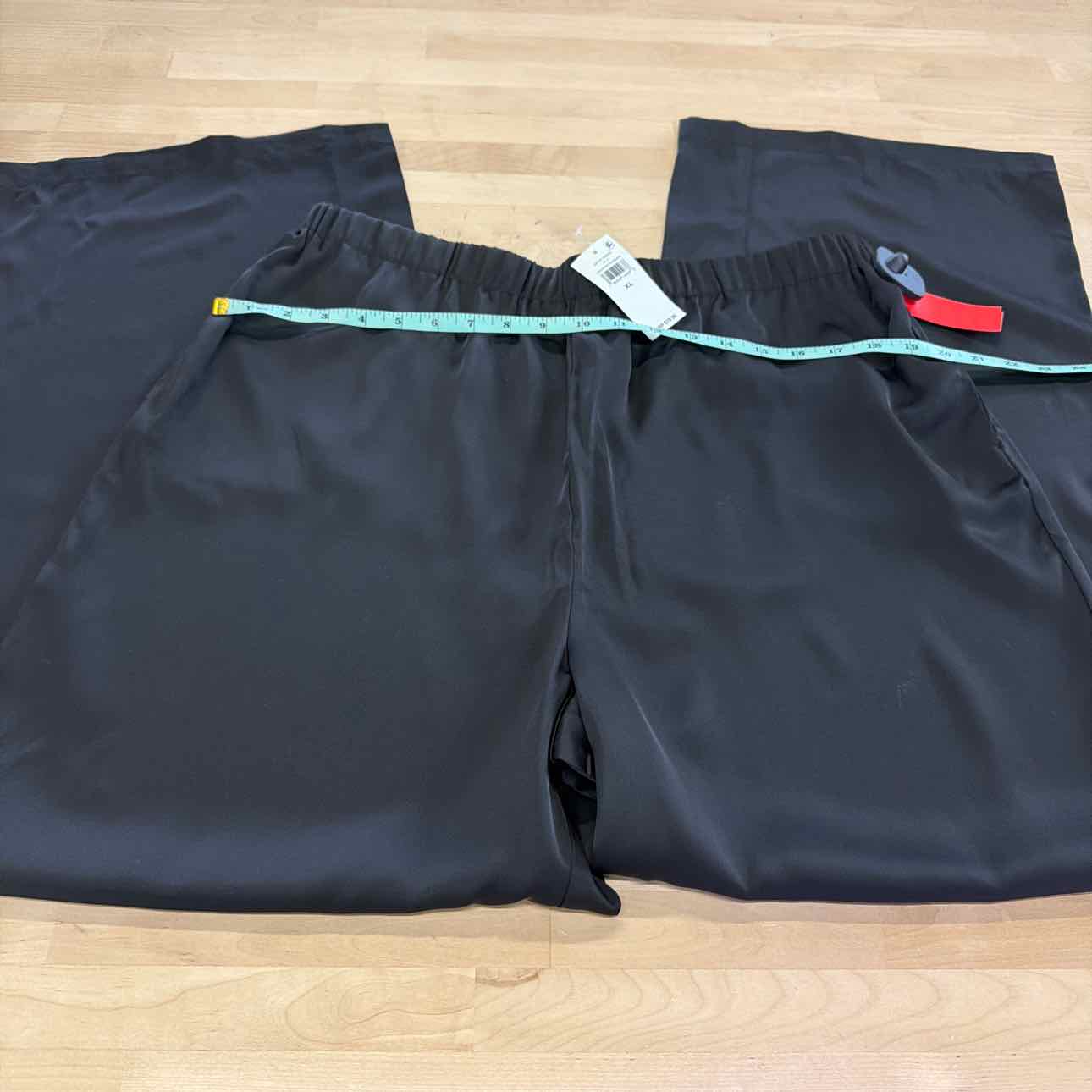 CeCe Size XL Black Satin New Pants