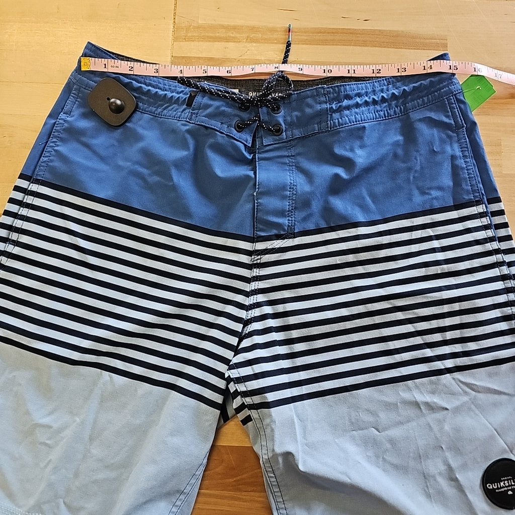 Quicksilver Size 30 Blue MENS Swimwear