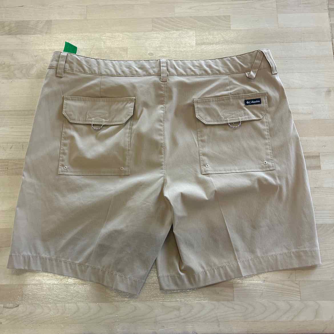 Columbia Men's Size 38 Tan MENS Shorts