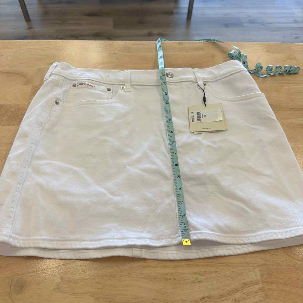 Calvin Klein Size 32 White Denim New Skirt