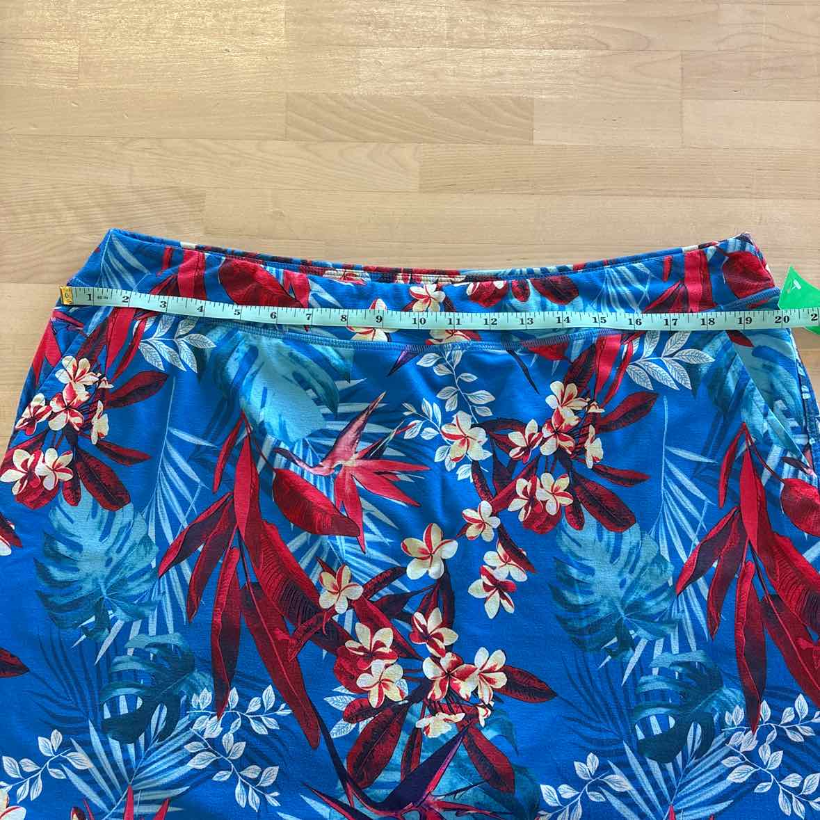 Chicho Women Size 2XL Blue/Red Preloved Skorts