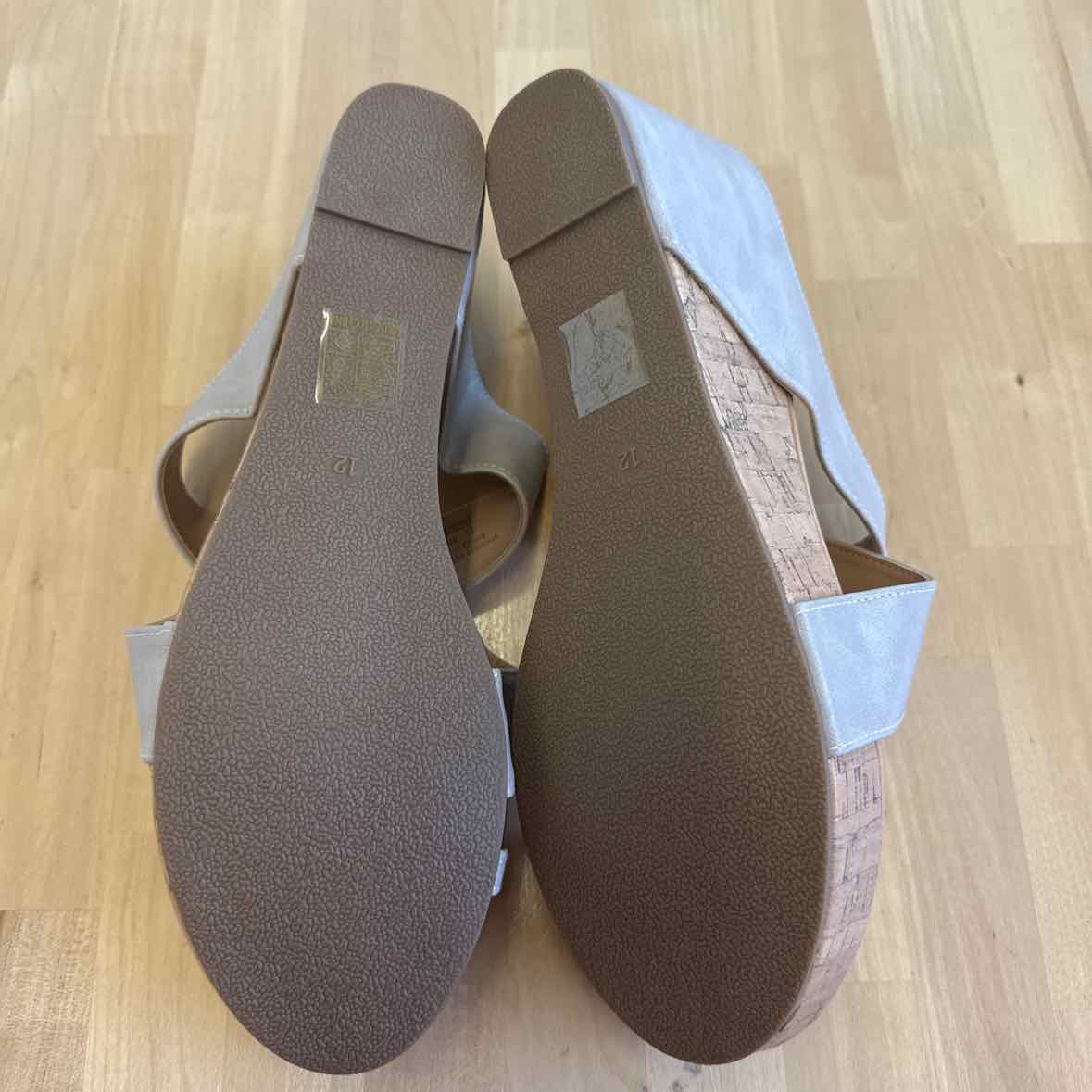 Journee Collection Shoe Size 12 Stone Heels