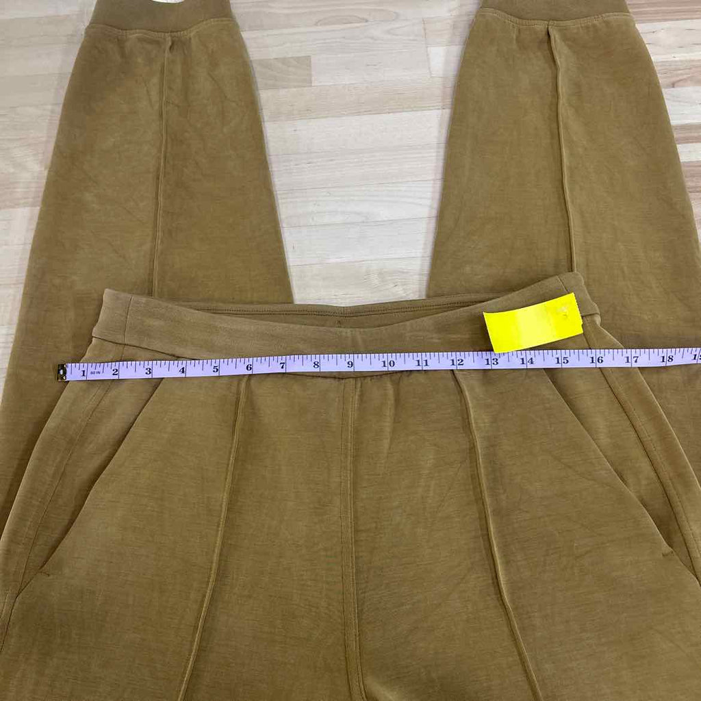 LuluLemon Size M Tan Preloved Pants