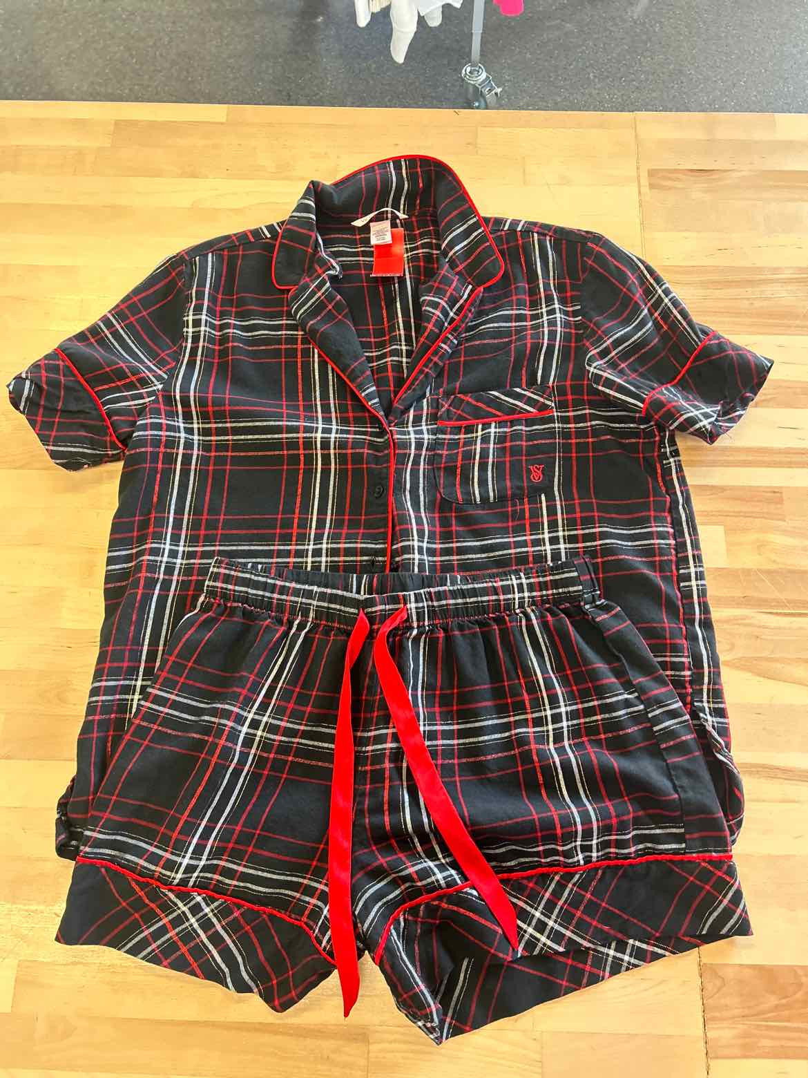 Victoria Secret Size S Black Used Pajamas