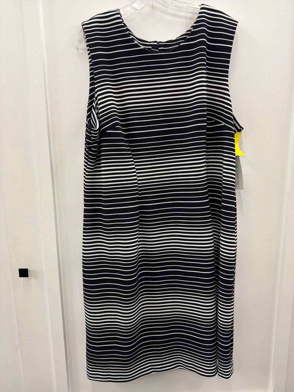 Margaret M. Size 3X Blue Dress