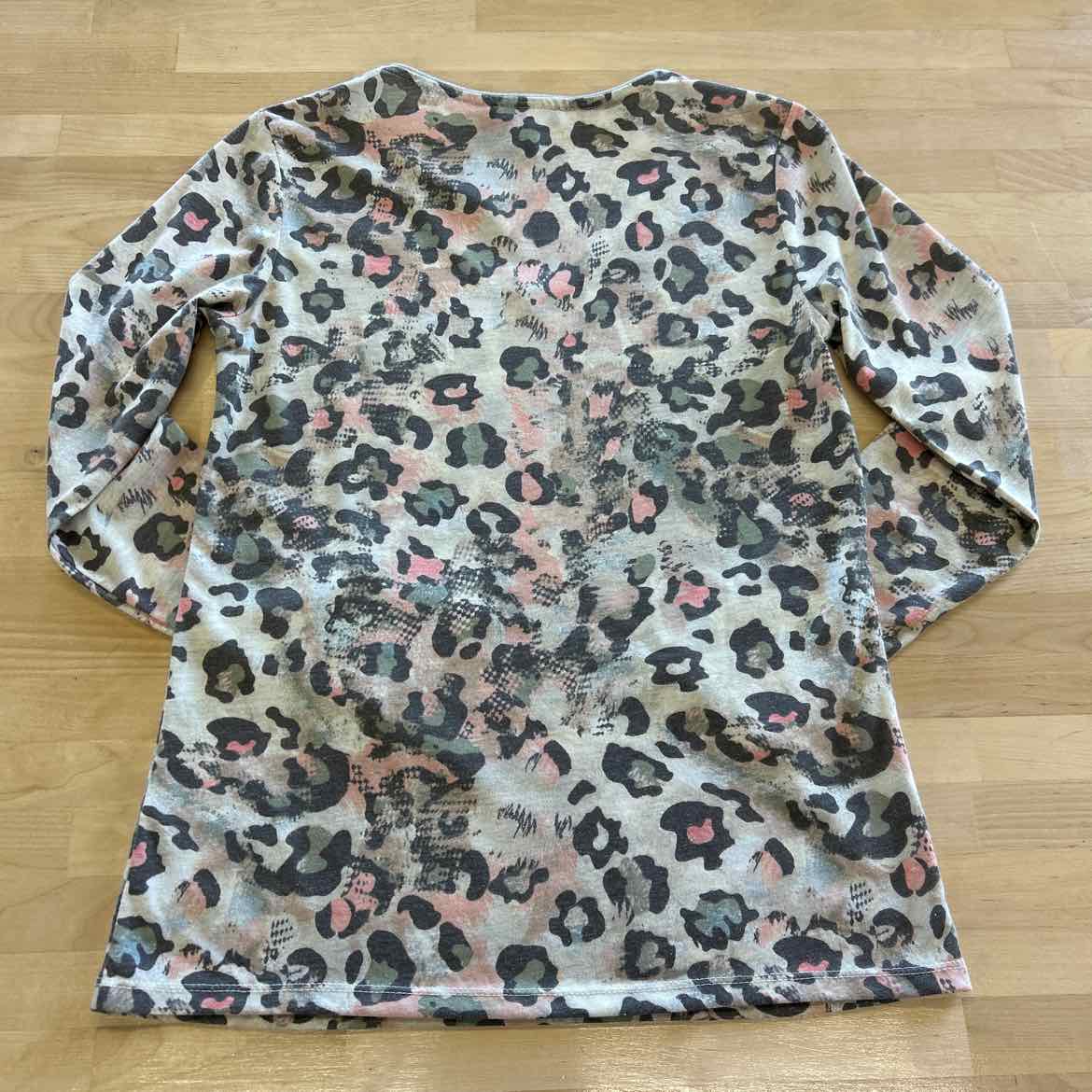 Tribal Size XS Gray Long Sleeve