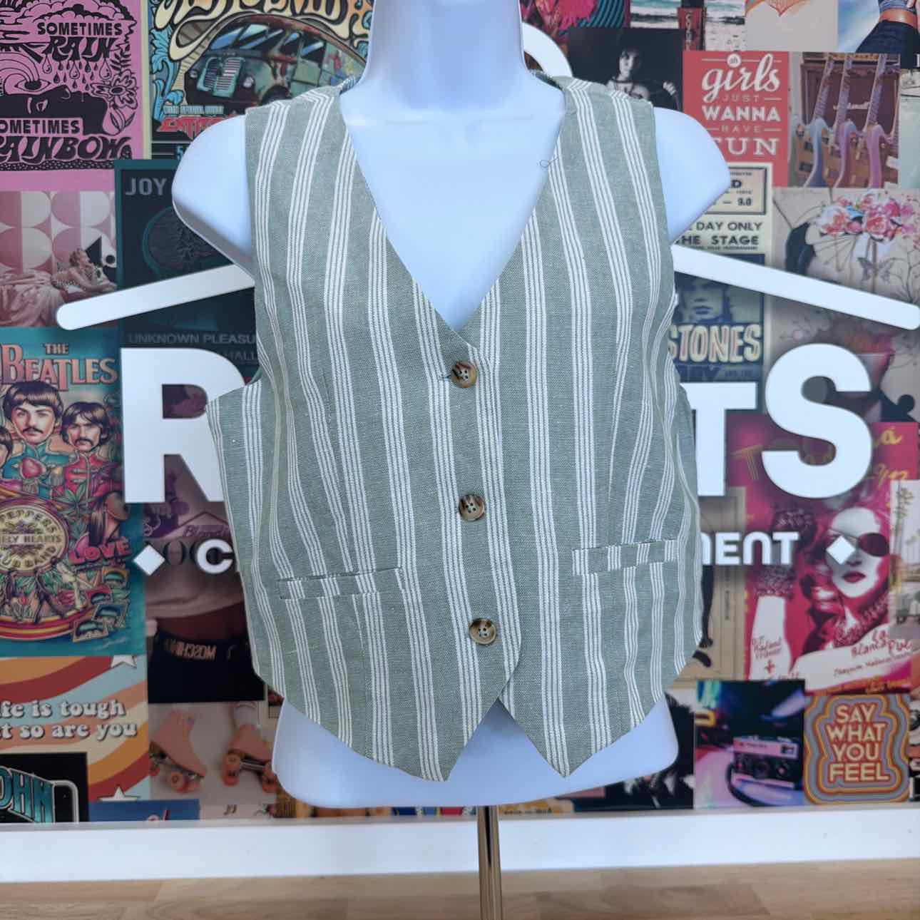 Hippie Rose Juniors' Sleeveless Linen Vest - Oregano Stripe
