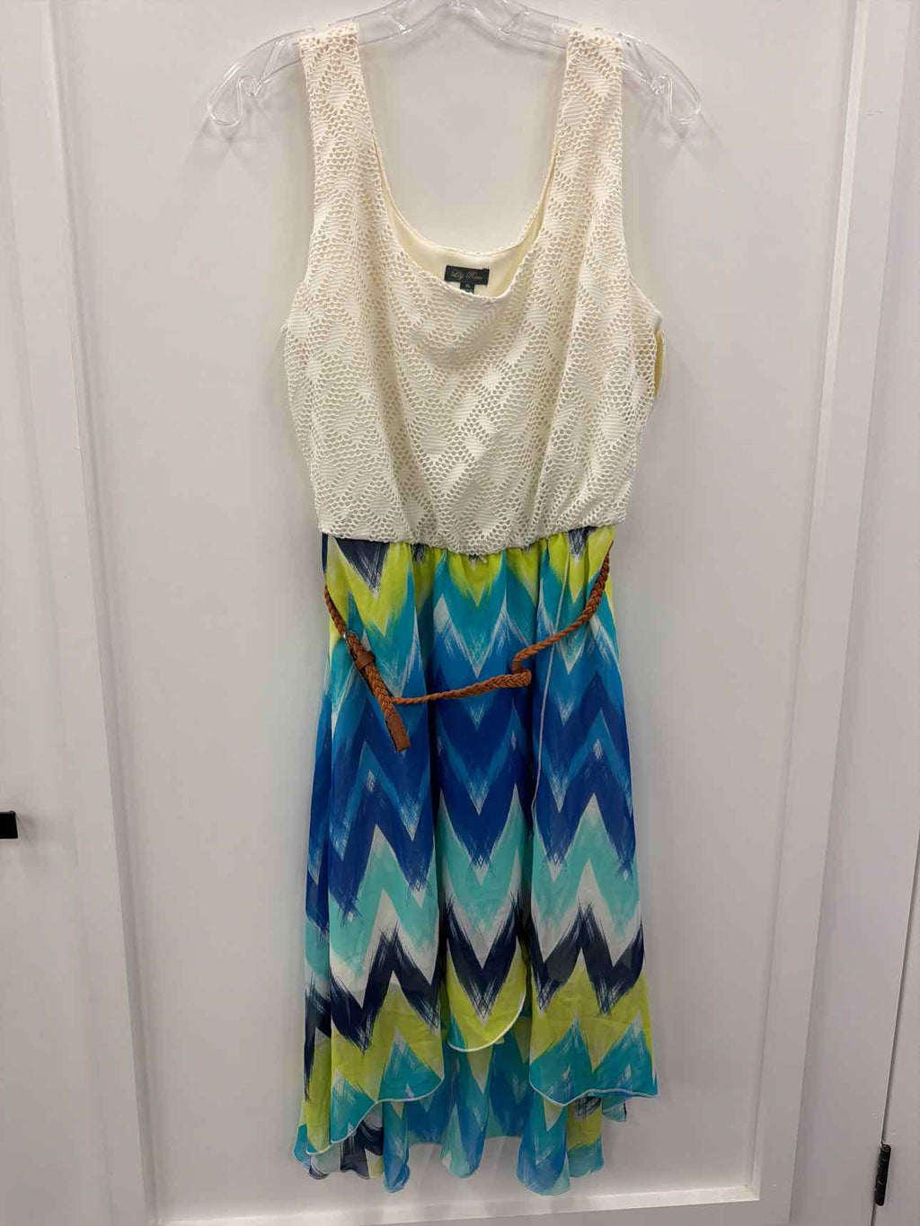 Lily Rose Size L White Dress