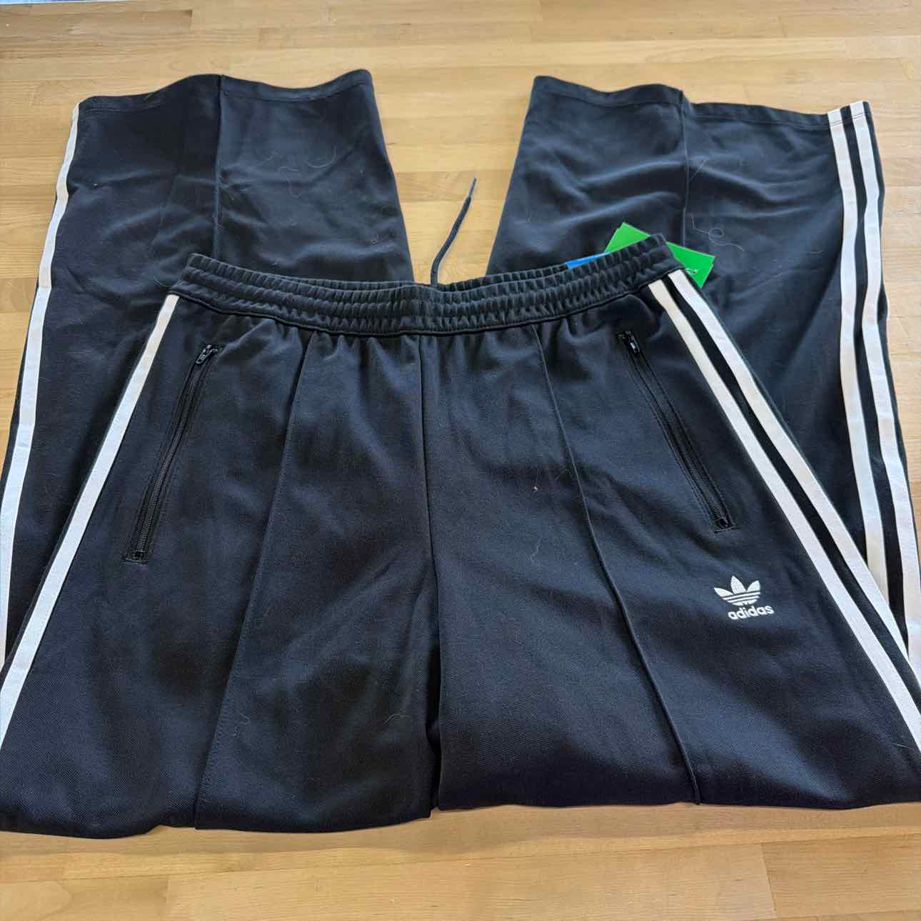 Adidas Size M Black New Athletic Pants