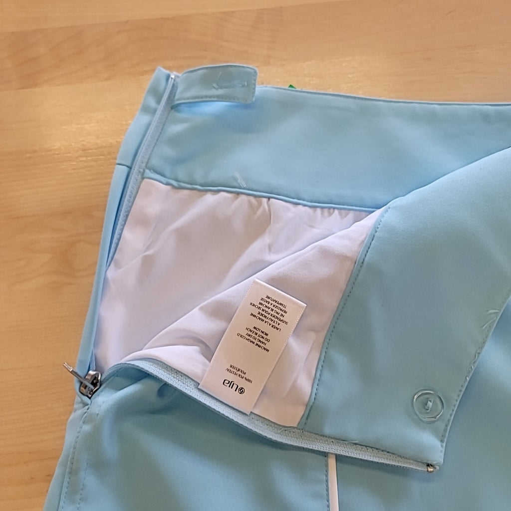 Lija Size 6 Blue Skorts