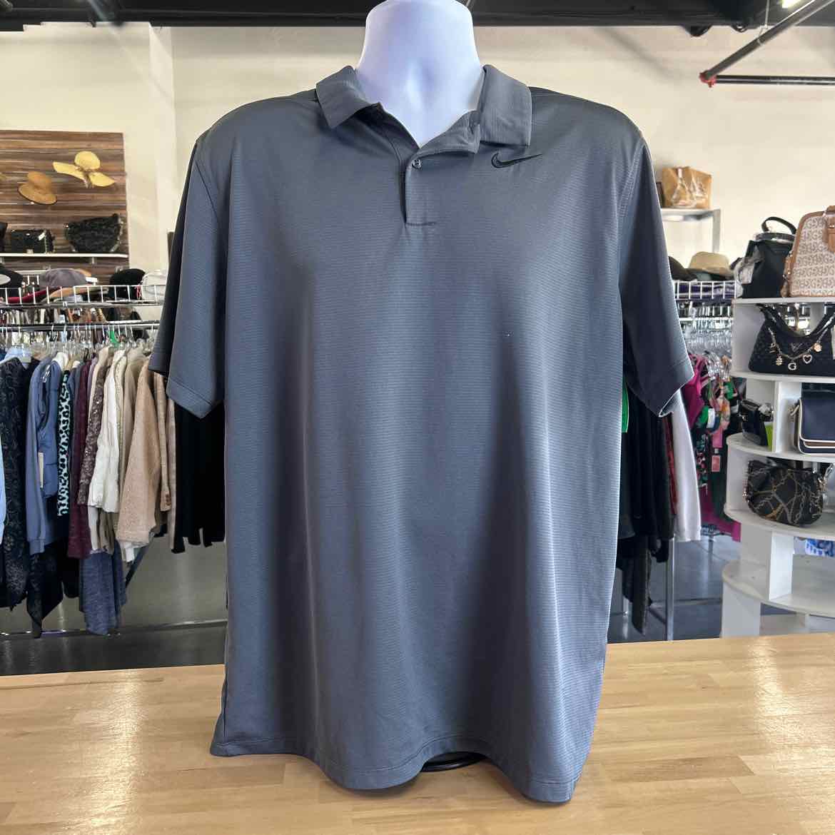 Nike Size L Gray Preloved MENS Polo